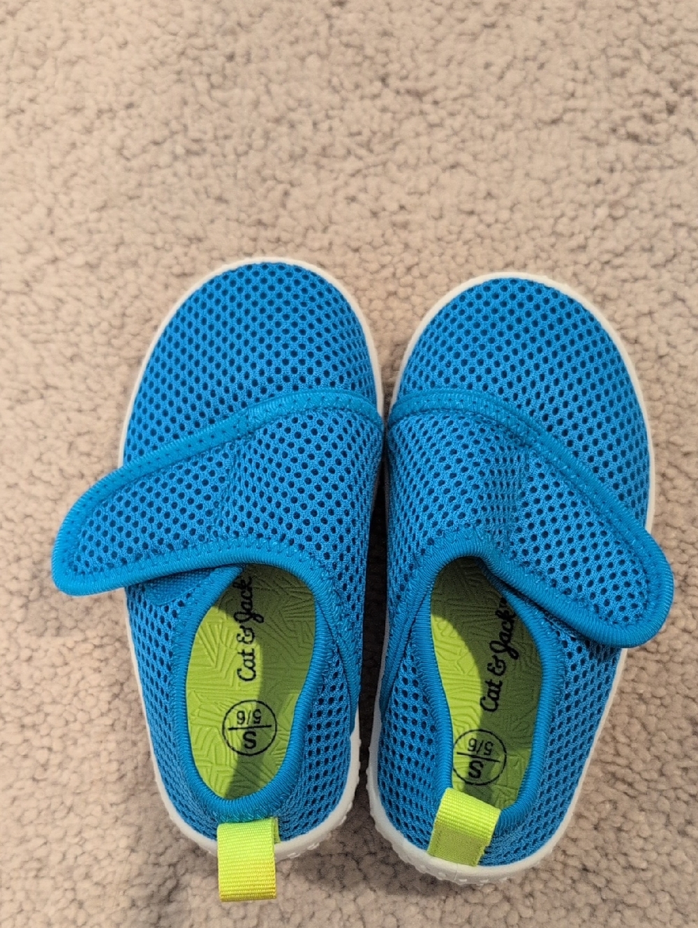 Cat & Jack Bright Blue Mesh Slip-On Sneakers/Swim Shoes with Neon Green Accents